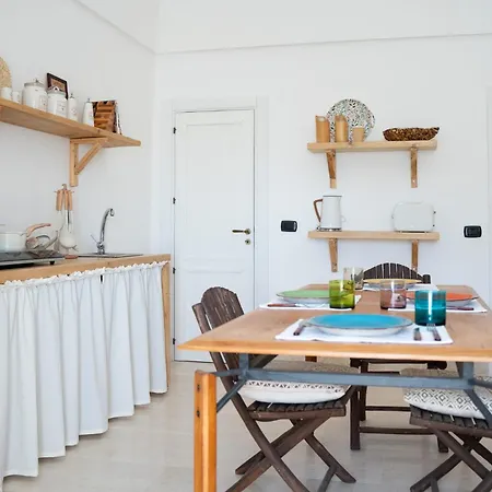 Castrignano Lägenhet *