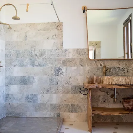 Castrignano Apartment